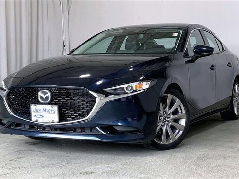 Used 2019 MAZDA MAZDA3 AWD Sedan w/ Preferred Package image 12