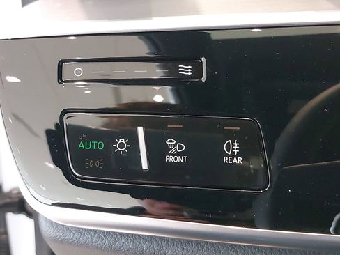 New 2026 Audi A8 L 3.0T AWD/4WD image 29