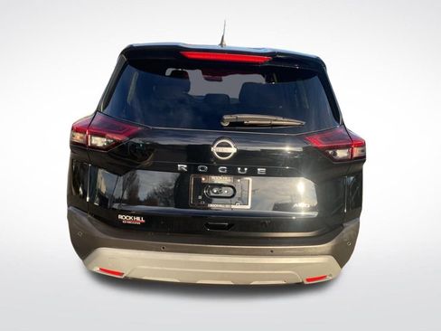 Used 2023 Nissan Rogue S image 6