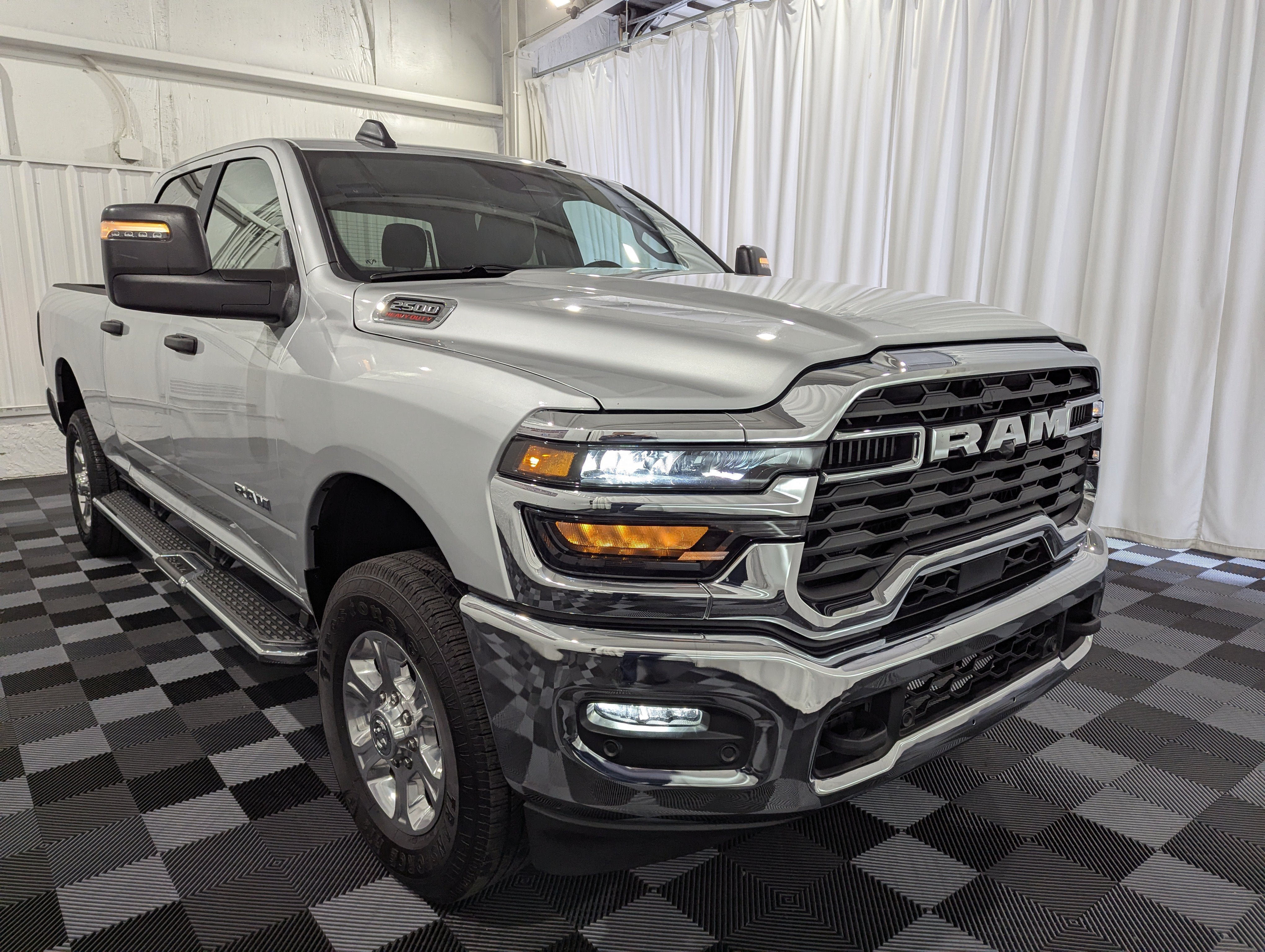 Used 2026 RAM 2500 Big Horn AWD/4WD image 5