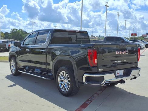 Used 2021 GMC Sierra 1500 SLT AWD/4WD image 2
