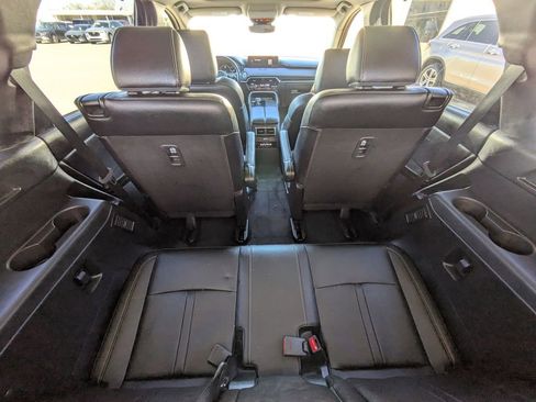 Used 2024 MAZDA CX-90 3.3 Turbo w/ Preferred Package image 13