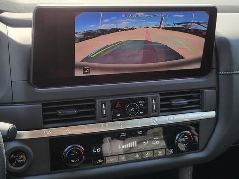 New 2026 Nissan Pathfinder S image 21