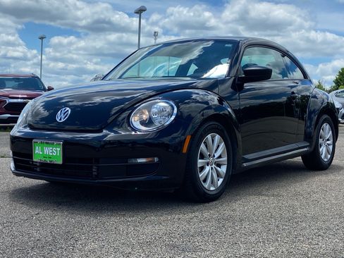 Used 2016 Volkswagen Beetle 1.8T FWD image 7