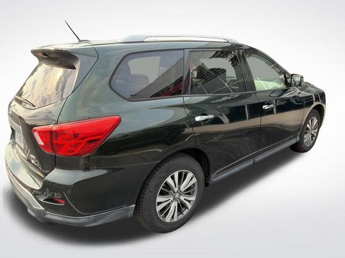 Used 2018 Nissan Pathfinder SL AWD/4WD image 3