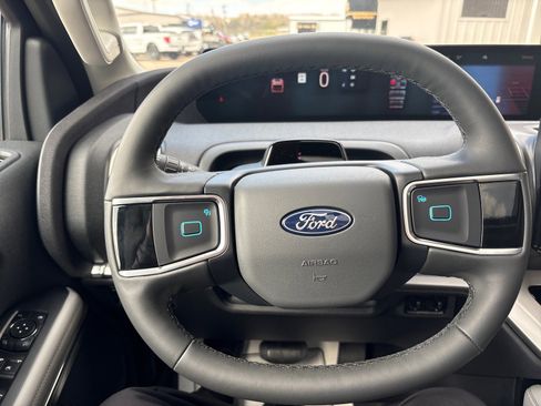 New 2026 Ford Expedition Max Active AWD/4WD image 16