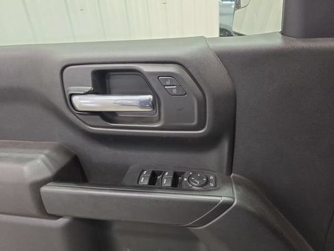 Used 2023 Chevrolet Silverado 1500 Custom AWD/4WD image 15