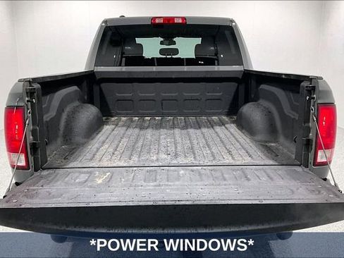 Used 2022 RAM 1500 Express w/ Ceramic Grey Express Package AWD/4WD image 10