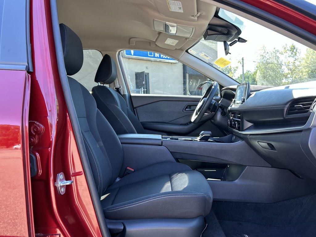 Certified 2023 Nissan Rogue S AWD/4WD image 18