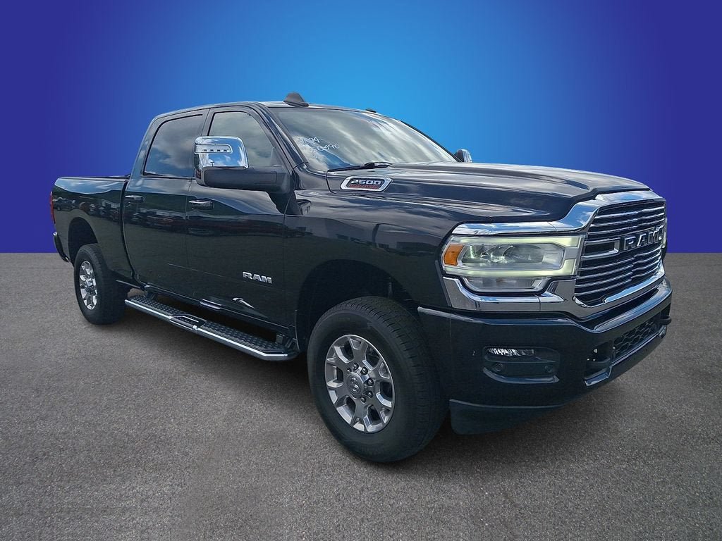 Used 2024 RAM 2500 Laramie AWD/4WD image 3