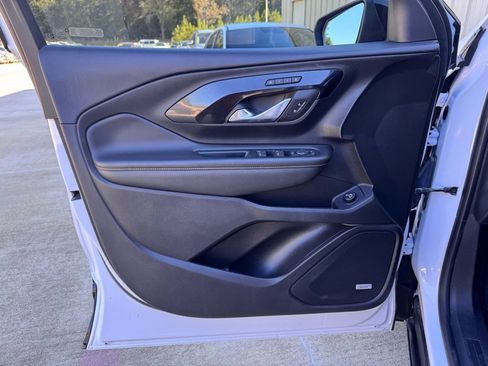 Used 2022 GMC Terrain AT4 w/ Infotainment Package II image 25