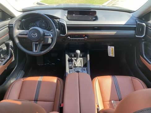 Used 2025 MAZDA CX-50 Meridian Edition w/ Apex Package image 6
