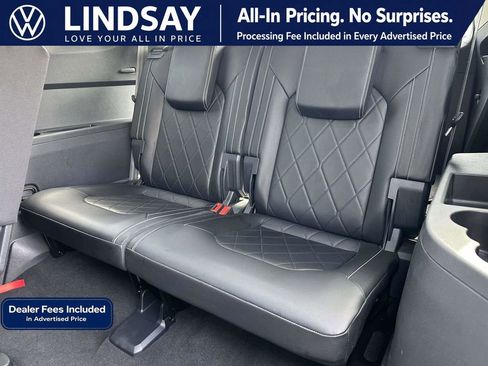 Certified 2024 Volkswagen Atlas SEL Premium R-Line AWD/4WD image 15