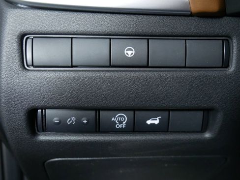 New 2026 Nissan Rogue Platinum image 24