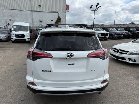 Used 2017 Toyota RAV4 XLE image 5