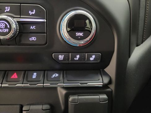 Used 2021 GMC Sierra 1500 AT4 image 8