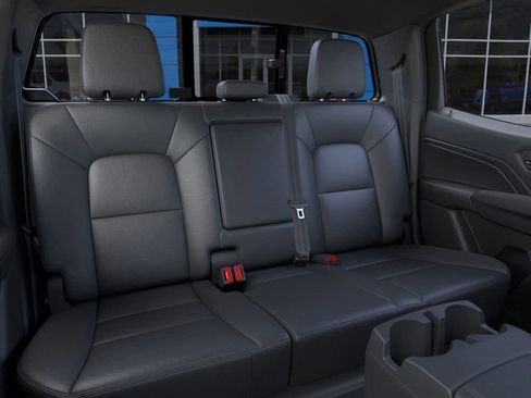 New 2025 Chevrolet Colorado LT w/ LT Convenience Package RWD image 17