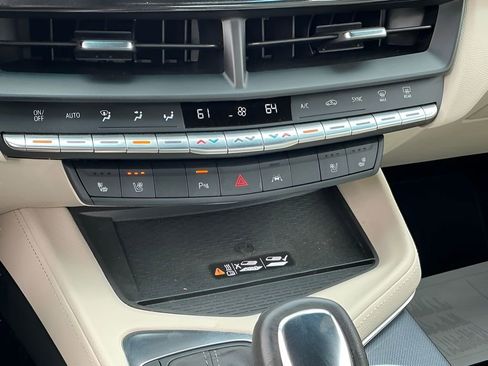 Used 2025 Cadillac CT4 Premium Luxury RWD image 13
