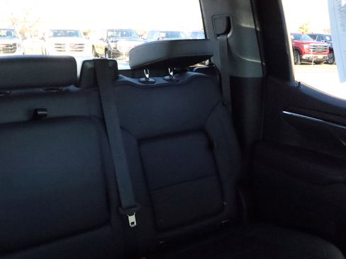 Certified 2023 GMC Sierra 1500 SLT w/ SLT Convenience Package image 14