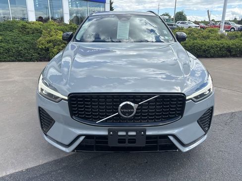 Certified 2024 Volvo XC60 B5 Plus AWD/4WD image 3