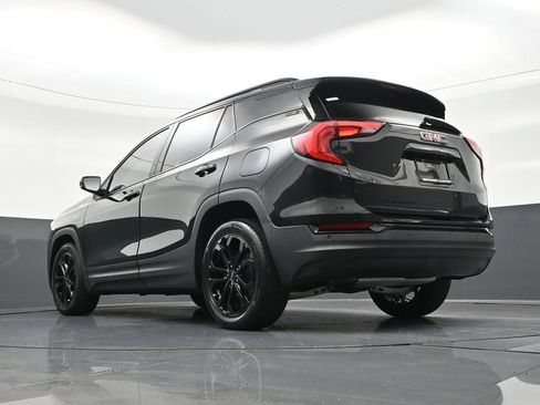 Used 2021 GMC Terrain SLE w/ Elevation Edition image 25