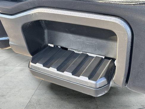 Used 2024 Ford F250 Lariat image 41