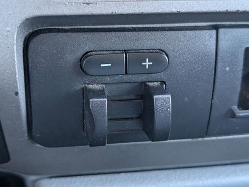 Used 2011 Ford F350 XLT w/ XLT Premium Pkg image 17