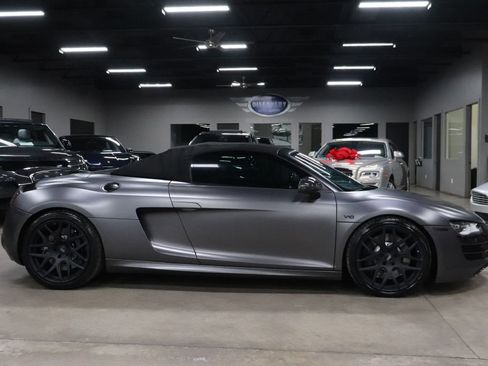 Used 2011 Audi R8 V10 image 11