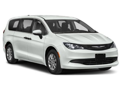 Used 2020 Chrysler Voyager Lxi FWD image 9
