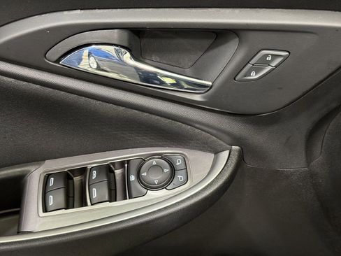 Used 2022 Chevrolet Malibu LT image 36