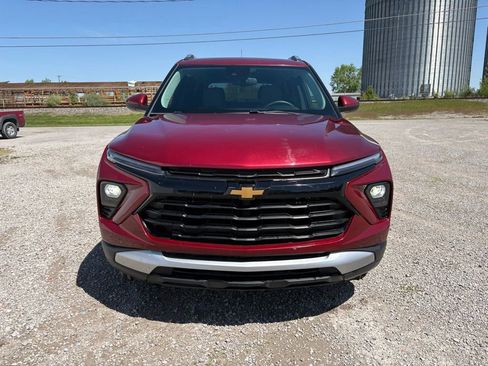 Used 2025 Chevrolet TrailBlazer LT w/ Driver Confidence Package FWD image 22