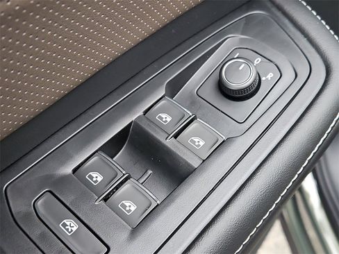 New 2026 Volkswagen Atlas SEL image 22