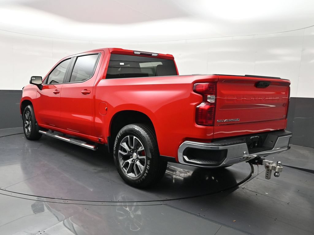Used 2022 Chevrolet Silverado 1500 LT RWD image 3