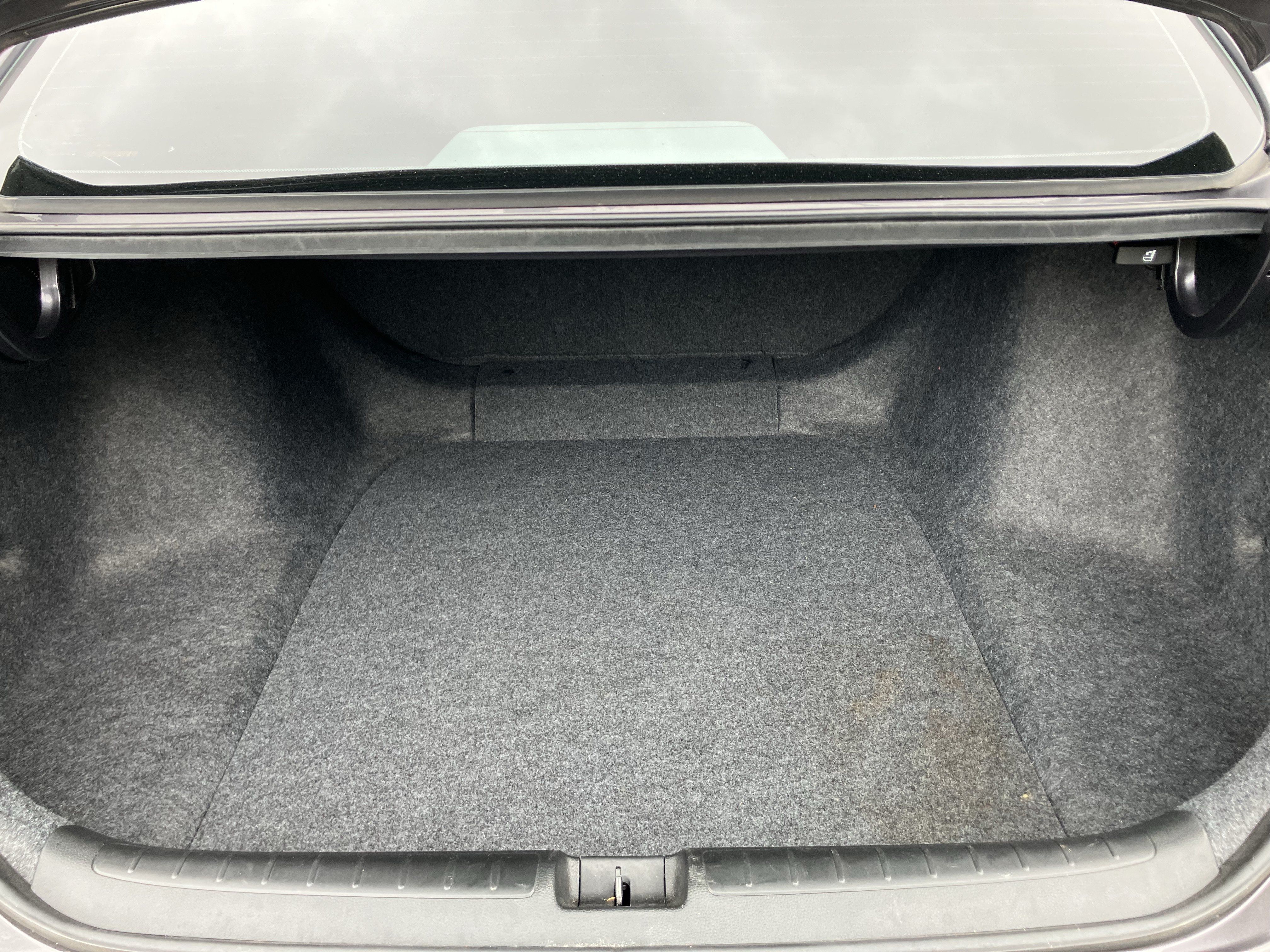 Used 2019 Honda Accord LX image 33