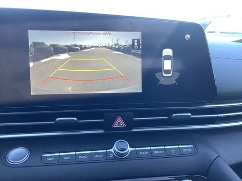 Certified 2021 Hyundai Elantra Limited image 27