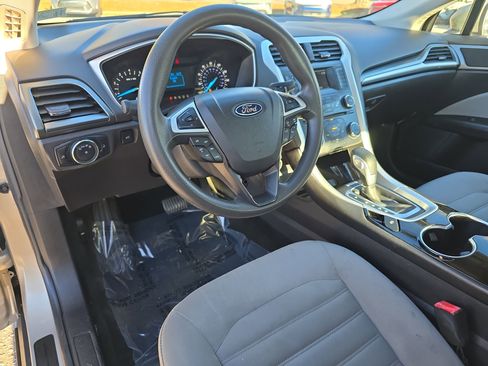 Used 2015 Ford Fusion S image 16