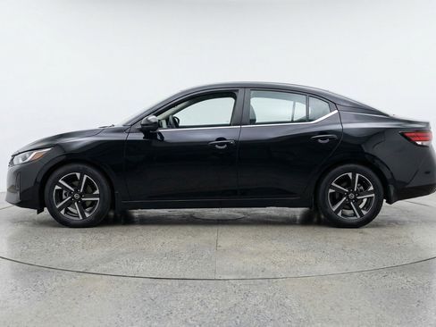 Used 2025 Nissan Sentra SV image 5