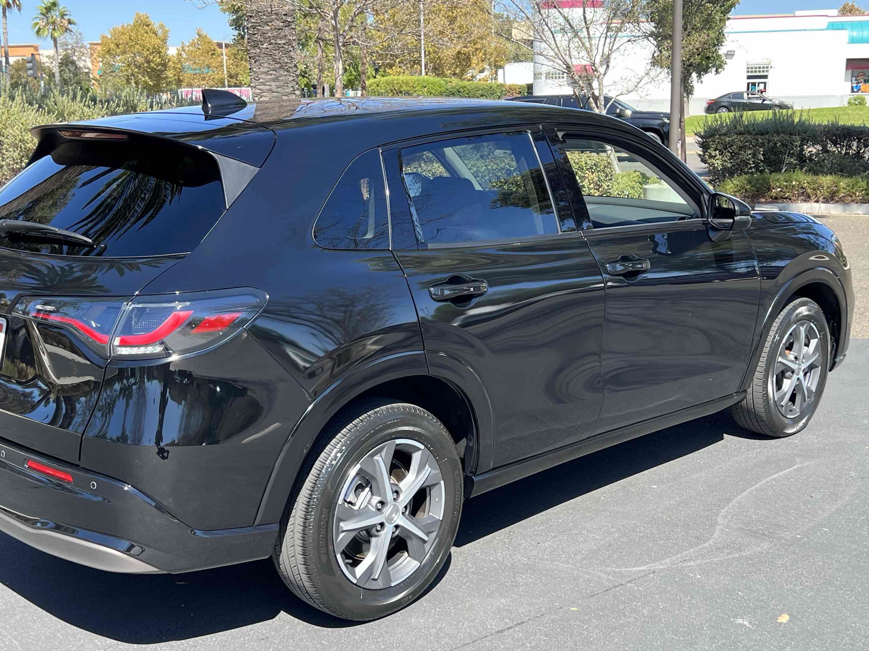 Used 2024 Honda HR-V EX-L image 25