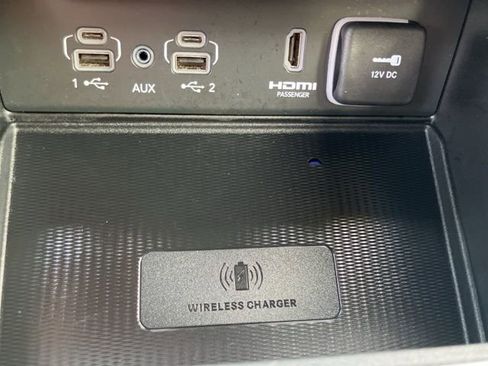 Used 2023 Jeep Grand Cherokee Summit w/ Advanced Protech Group IV AWD/4WD image 16