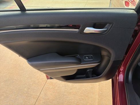 Used 2023 Chrysler 300 Touring RWD image 14