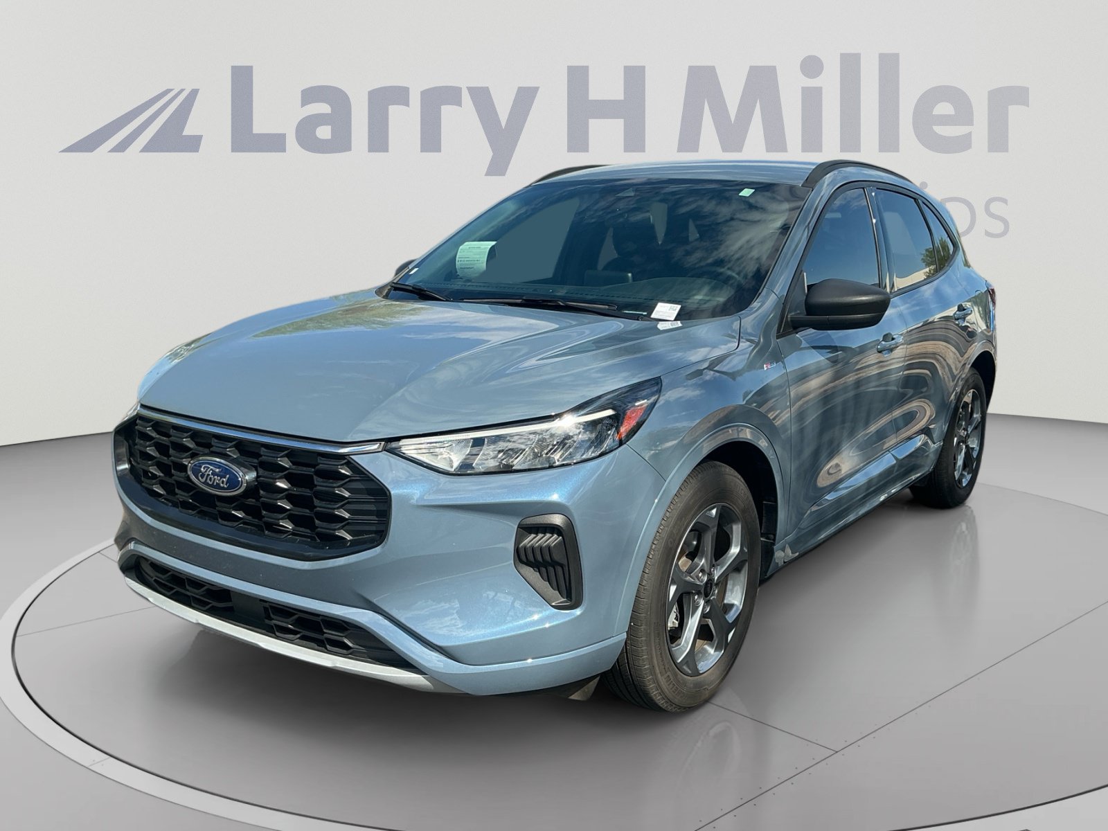 Used 2024 Ford Escape ST-Line FWD image 1