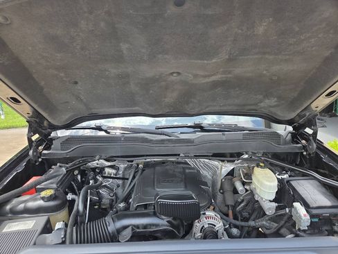 Used 2015 Chevrolet Silverado 2500 LT w/ LT Convenience Package RWD image 19