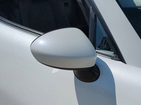 Used 2018 MAZDA MX-5 Miata RF Grand Touring image 11