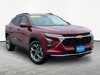 Used 2025 Chevrolet Trax LT w/ LT Convenience Package