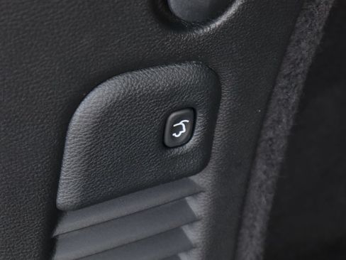 Used 2023 Dodge Durango SRT AWD/4WD image 24