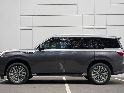 Used 2025 INFINITI QX80 Luxe AWD/4WD image 9