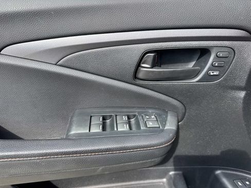 Used 2023 Honda Passport TrailSport image 19