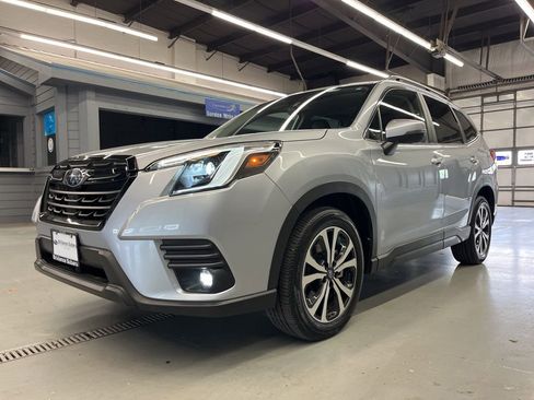 Certified 2024 Subaru Forester Limited image 4