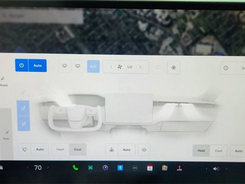 Used 2022 Tesla Model S Plaid image 44