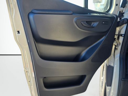 New 2026 Mercedes-Benz Sprinter 2500 image 29